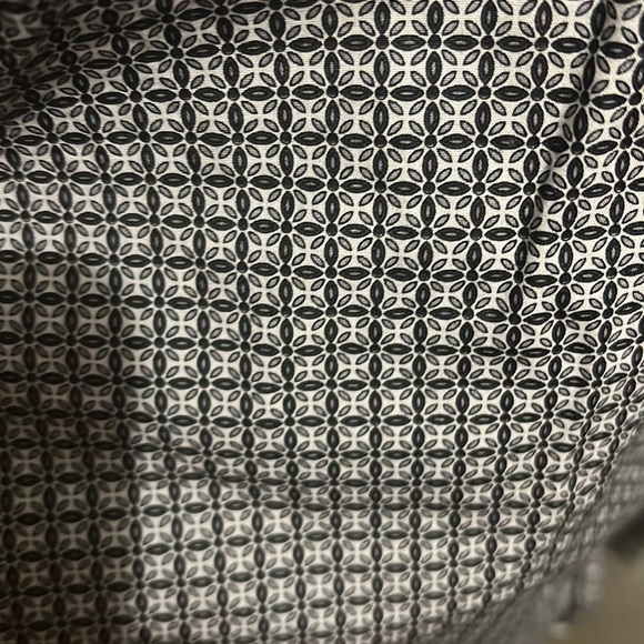 3xl - Picture 3 of 3